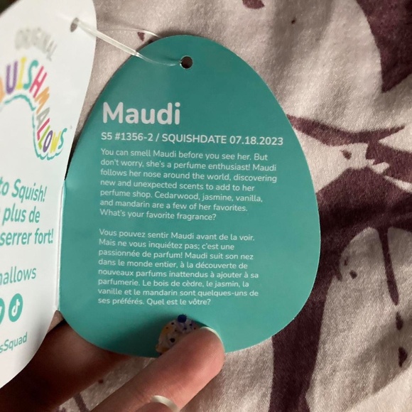 Maudi Squishmallow Blind Bag - Picture 2 of 2